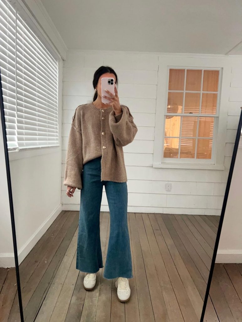 Lightweight Cardigan and Wide Leg Jeans Lightweight Cardigan and Wide Leg Jeans