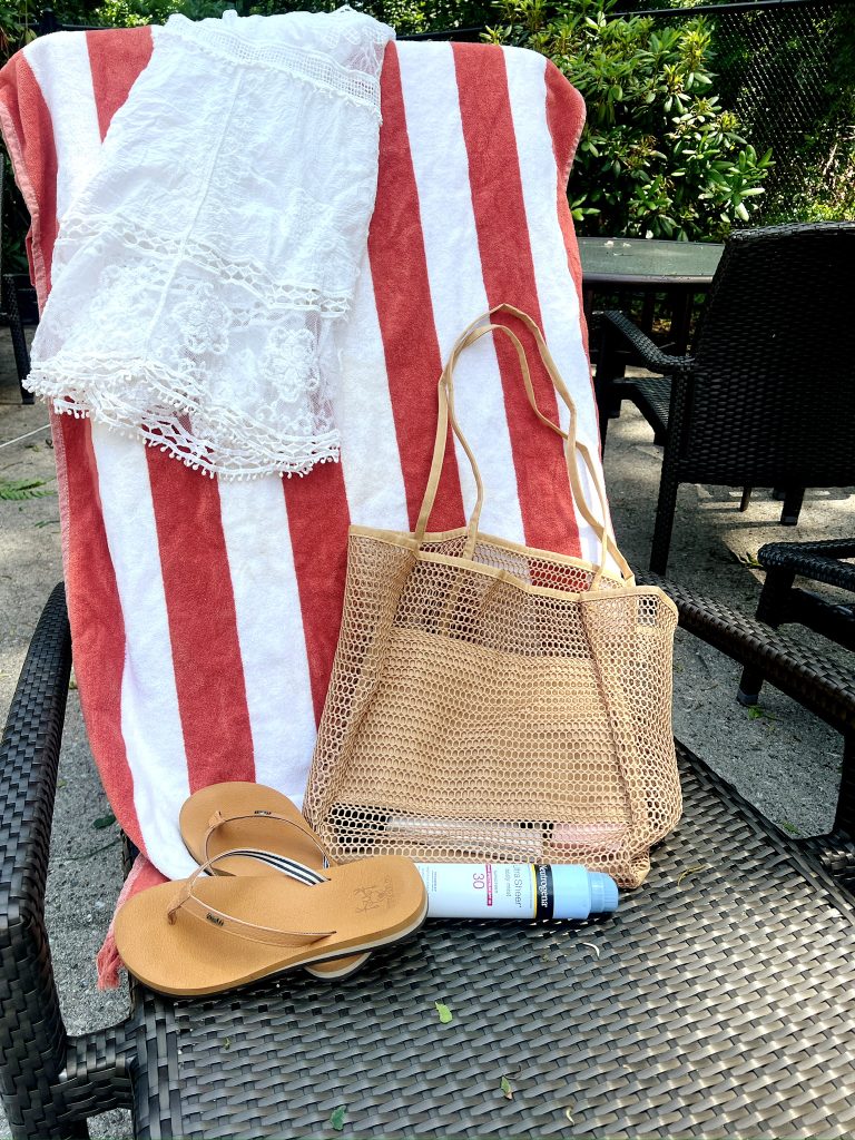 Mesh Beach Tote