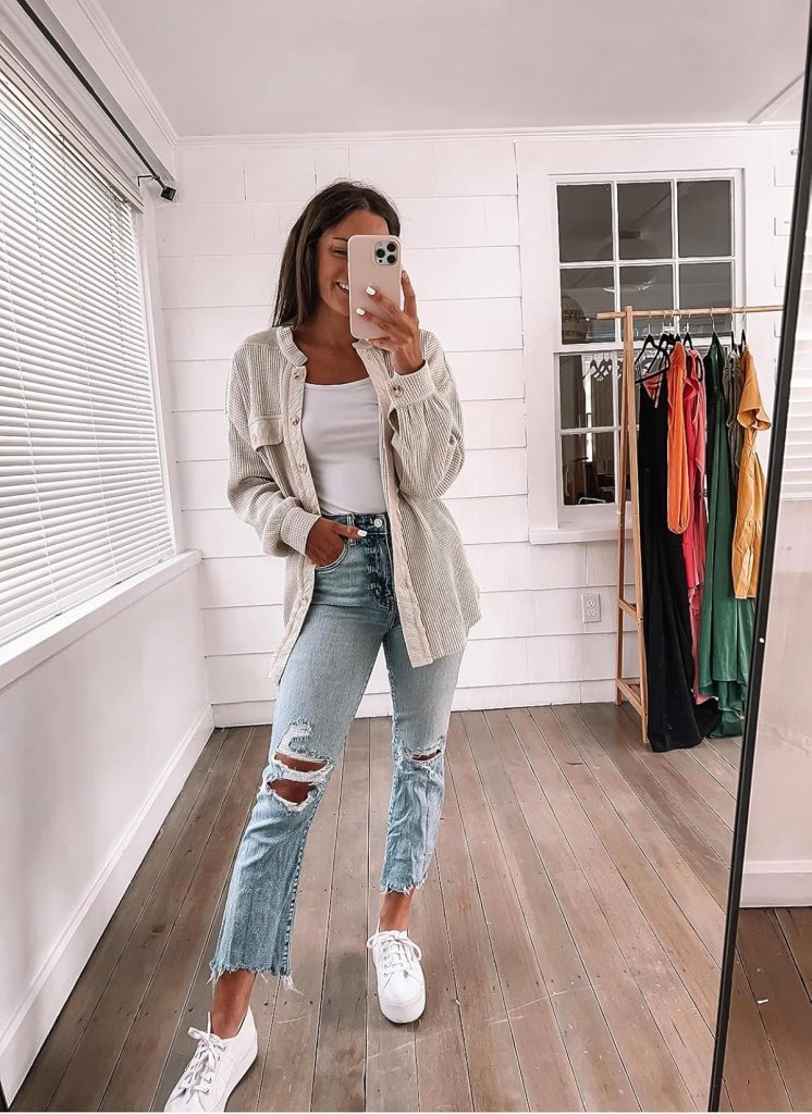 Lightweight Button Down | What to Wear with Blue Jeans