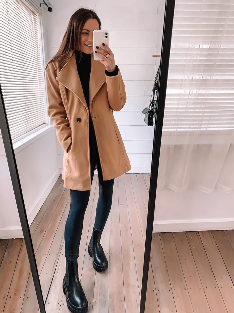 camel coat fall outfit idea