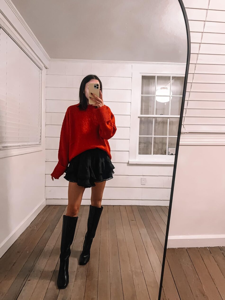 Cute, Stylish & Ugly Christmas Sweaters Outfits