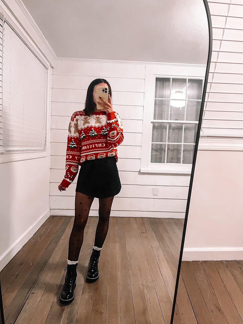 Cute, Stylish & Ugly Christmas Sweaters Outfits